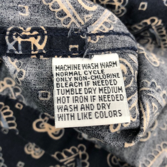 Dockers Levi's Short Sleeve Button Down Shirt - Picture 6 of 6